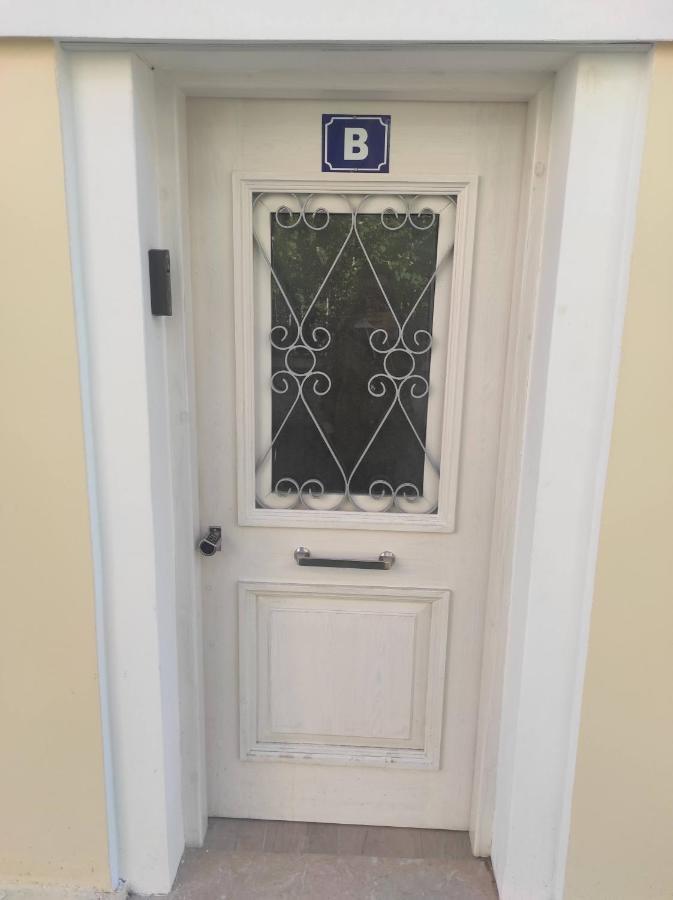 Garitsa Apartments B Corfu  Bagian luar foto